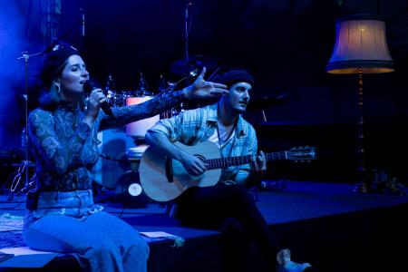 Maja Keuc s skupino (14)